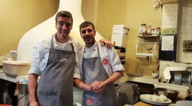 Marco y Alessio, los gemelos italianos que conquistaron La Paz
