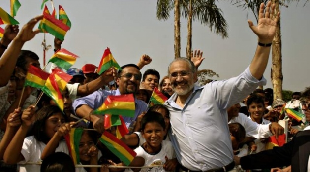 Por primera vez Mesa supera a Morales en la intención de voto para primera vuelta