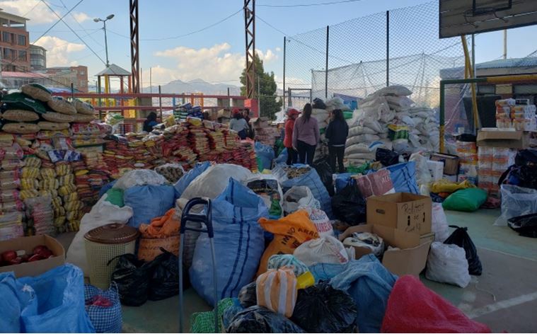 Deslizamiento en San Jorge kantutani: Voluntarios chef cocinan con apoyo de nutricionistas