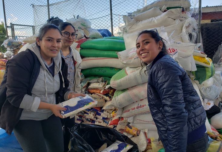 Deslizamiento en San Jorge kantutani: Voluntarios chef cocinan con apoyo de nutricionistas