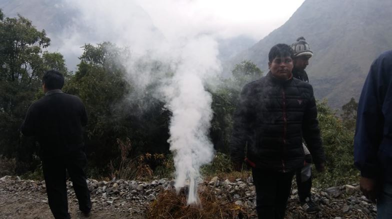 En quinto día de bloqueo de carretera a los Yungas, reportan 2 heridos y 4 detenidos; DDHH clama diálogo
