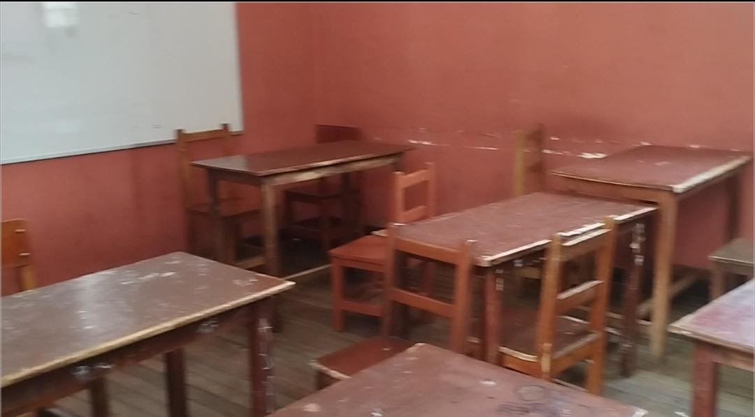 Empezaron las clases y algunos edificios escolares no recibieron mantenimiento