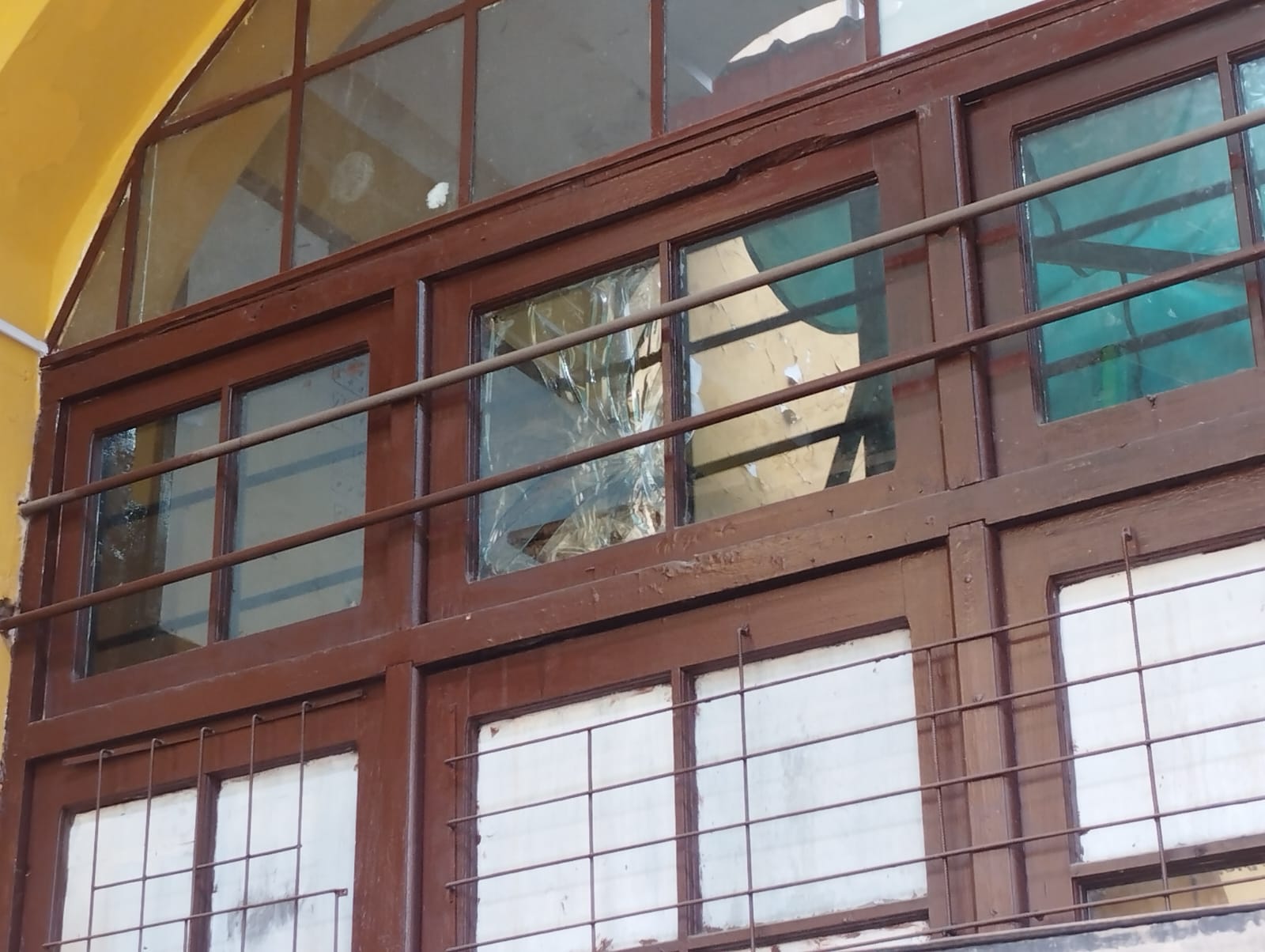 Empezaron las clases y algunos edificios escolares no recibieron mantenimiento