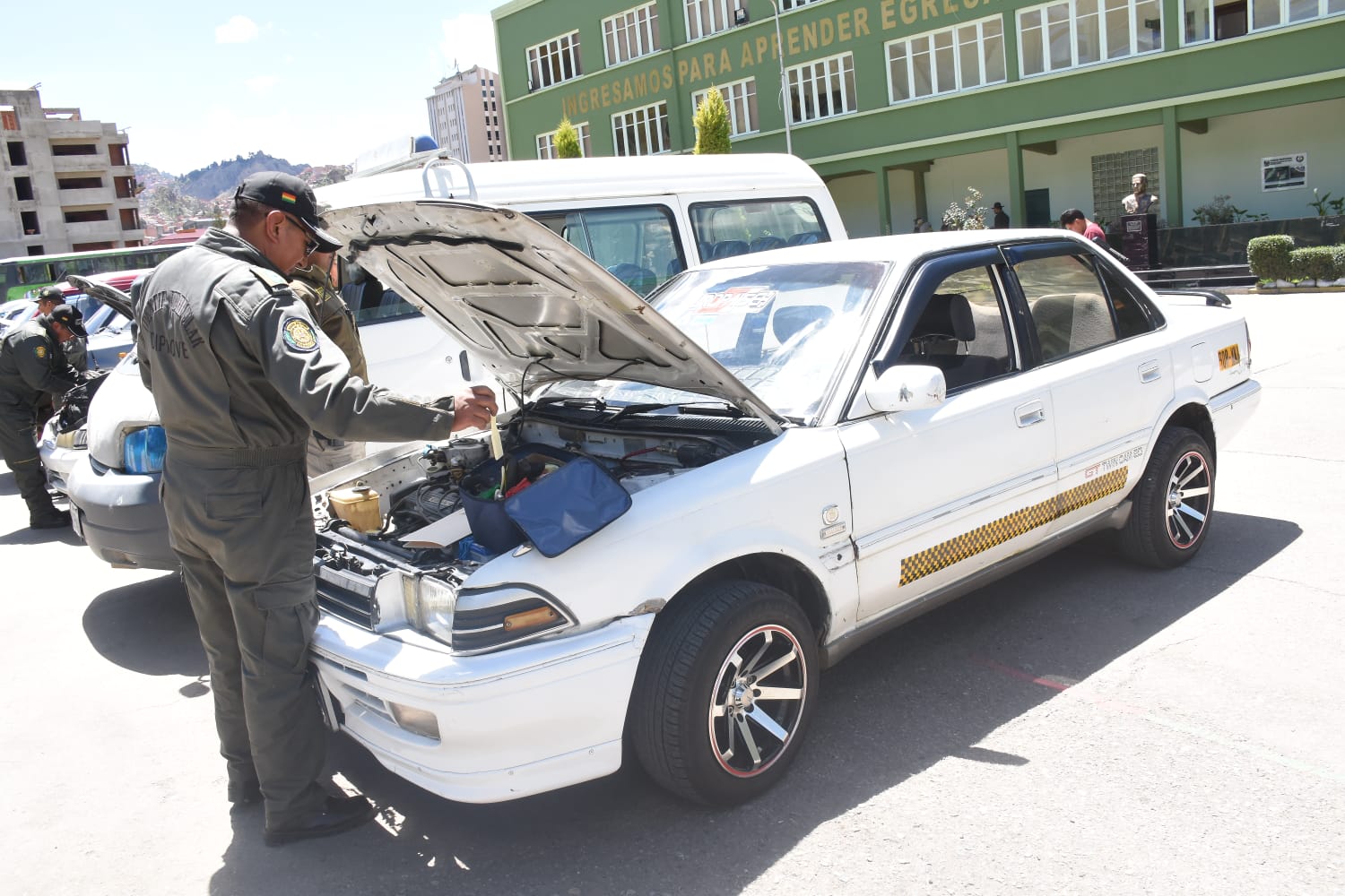 Diprove recuperó 338 vehículos durante el primer trimestre de este año; 47 en La Paz