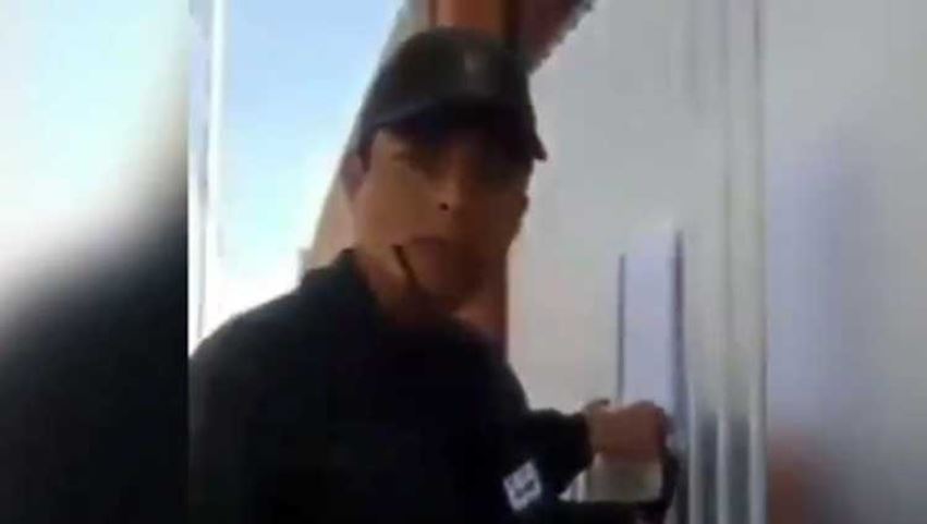Dan de baja a un capitán por rociar gas pimienta a niños, hay 200 casos parecidos y liberan de extorsión a jefe policial