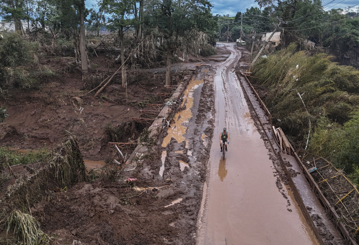 Operación de guerra en el sur de Brasil para rescatar a las víctimas de las inundaciones