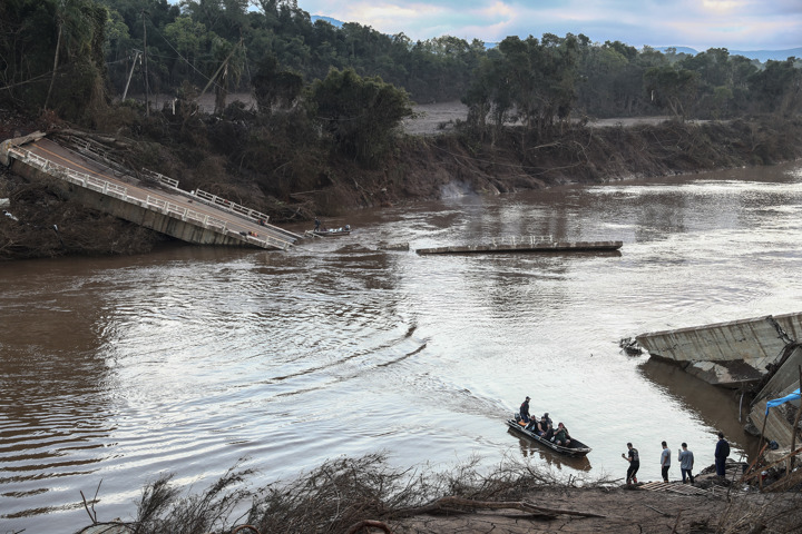 Operación de guerra en el sur de Brasil para rescatar a las víctimas de las inundaciones