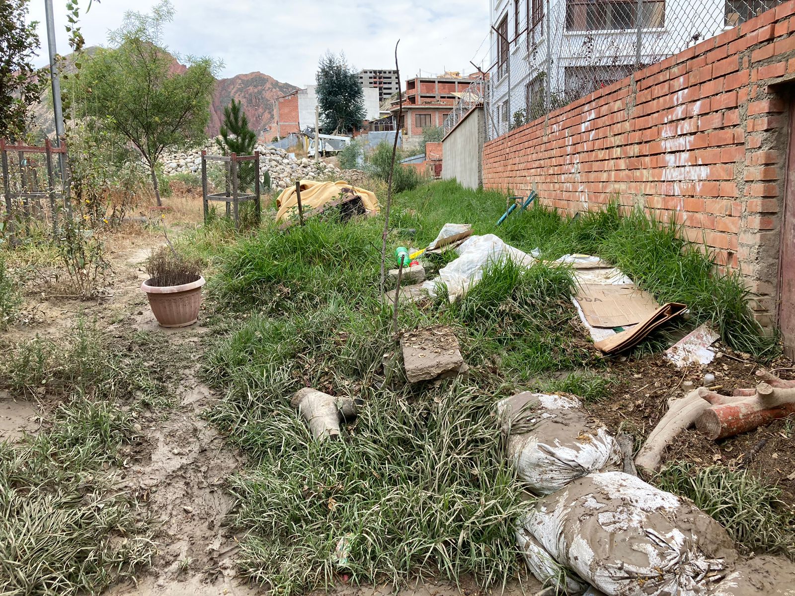 Vecinos de Bajo Següencoma denuncian que el desborde del río Remedios fue por trabajos municipales