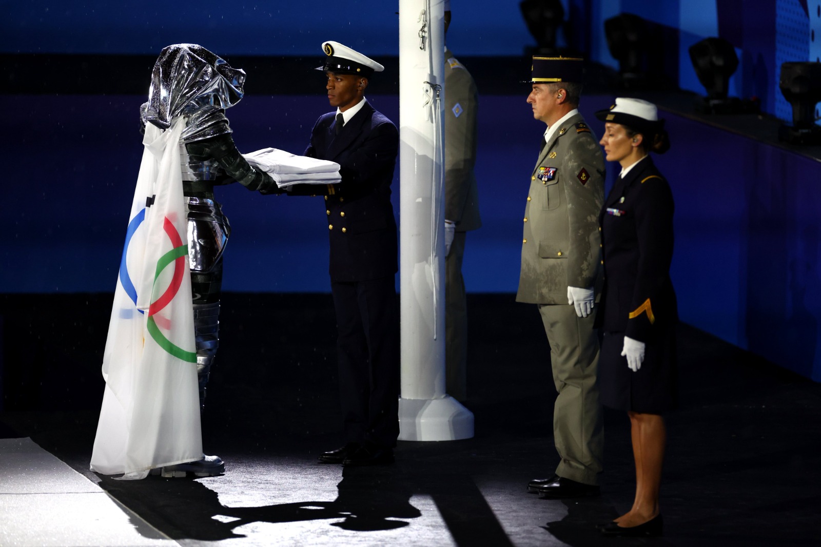 Comienzan los Juegos Olímpicos París 2024, la lluvia afecta a la inauguración