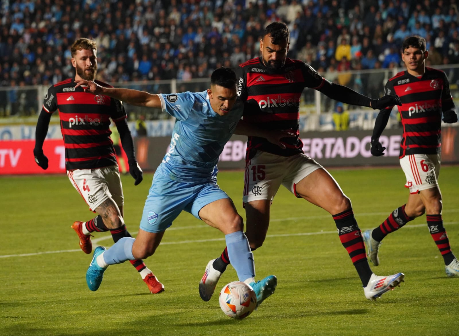 Bolívar logra una insuficiente victoria y queda fuera de la Libertadores