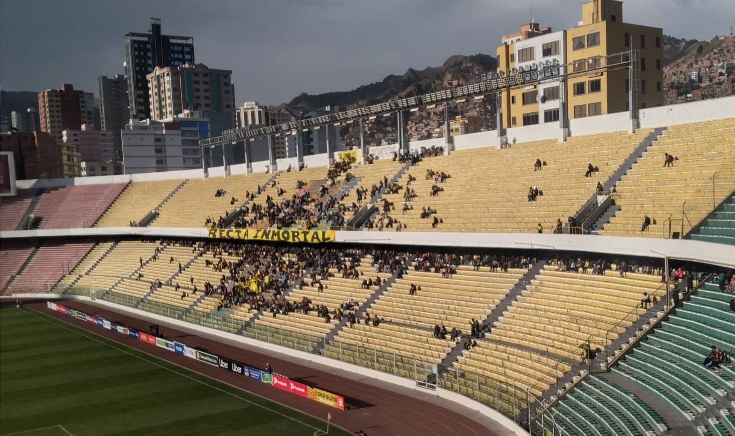 Marcada ausencia de aficionados: el Tigre juega casi “en familia”