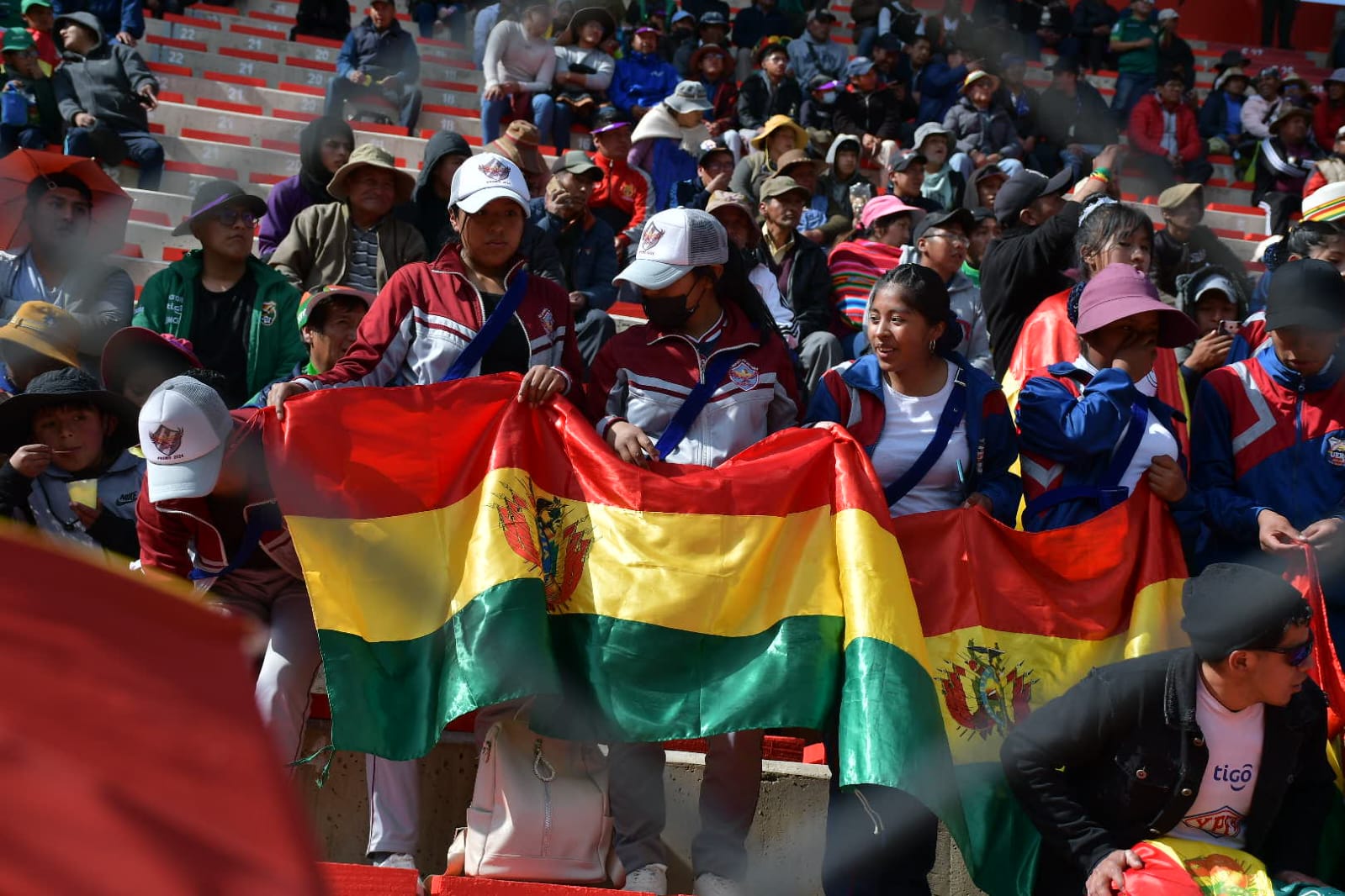 La selección es recibida en El Alto con la cueca Viva mi Patria Bolivia