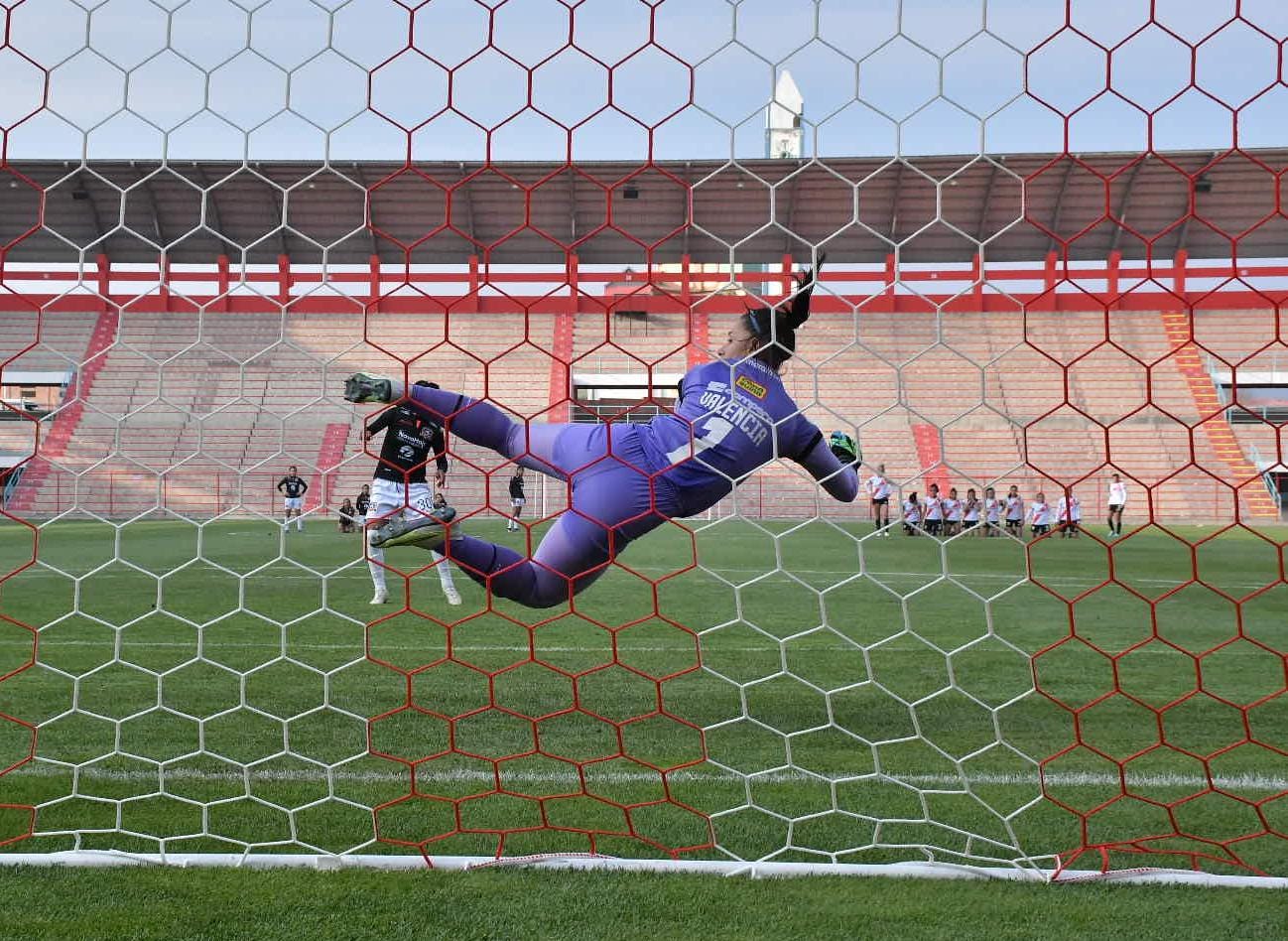 Always Ready gana la primera Liga Femenina del fútbol boliviano 