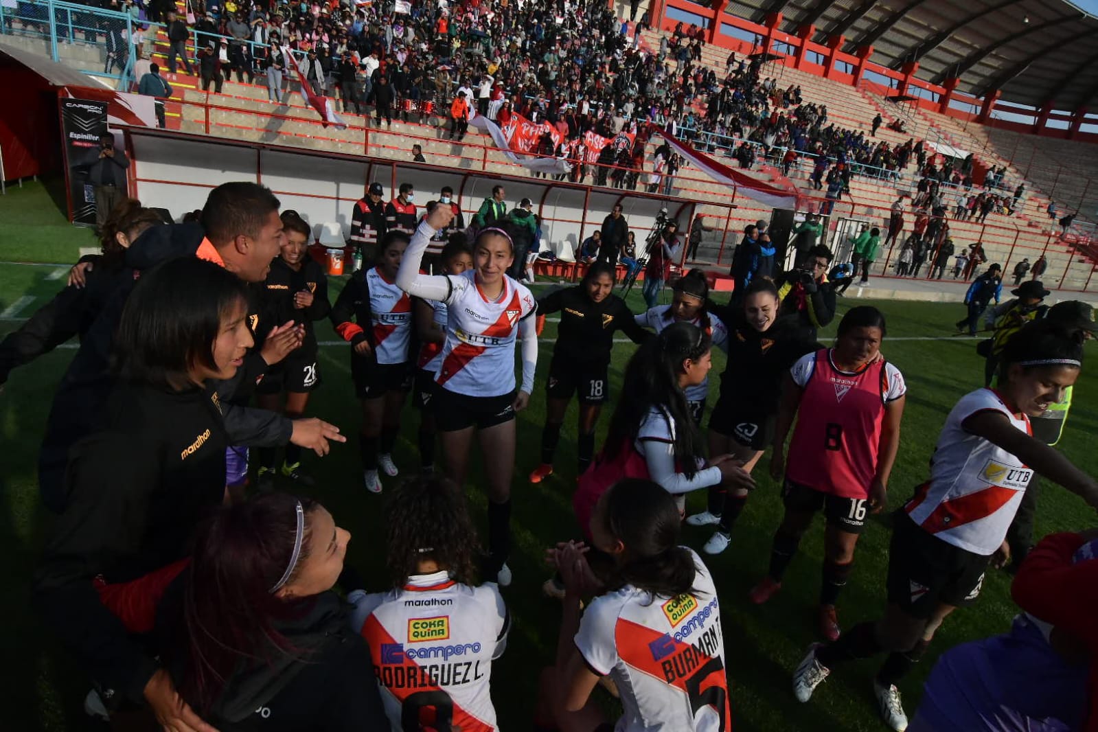 Always Ready gana la primera Liga Femenina del fútbol boliviano 