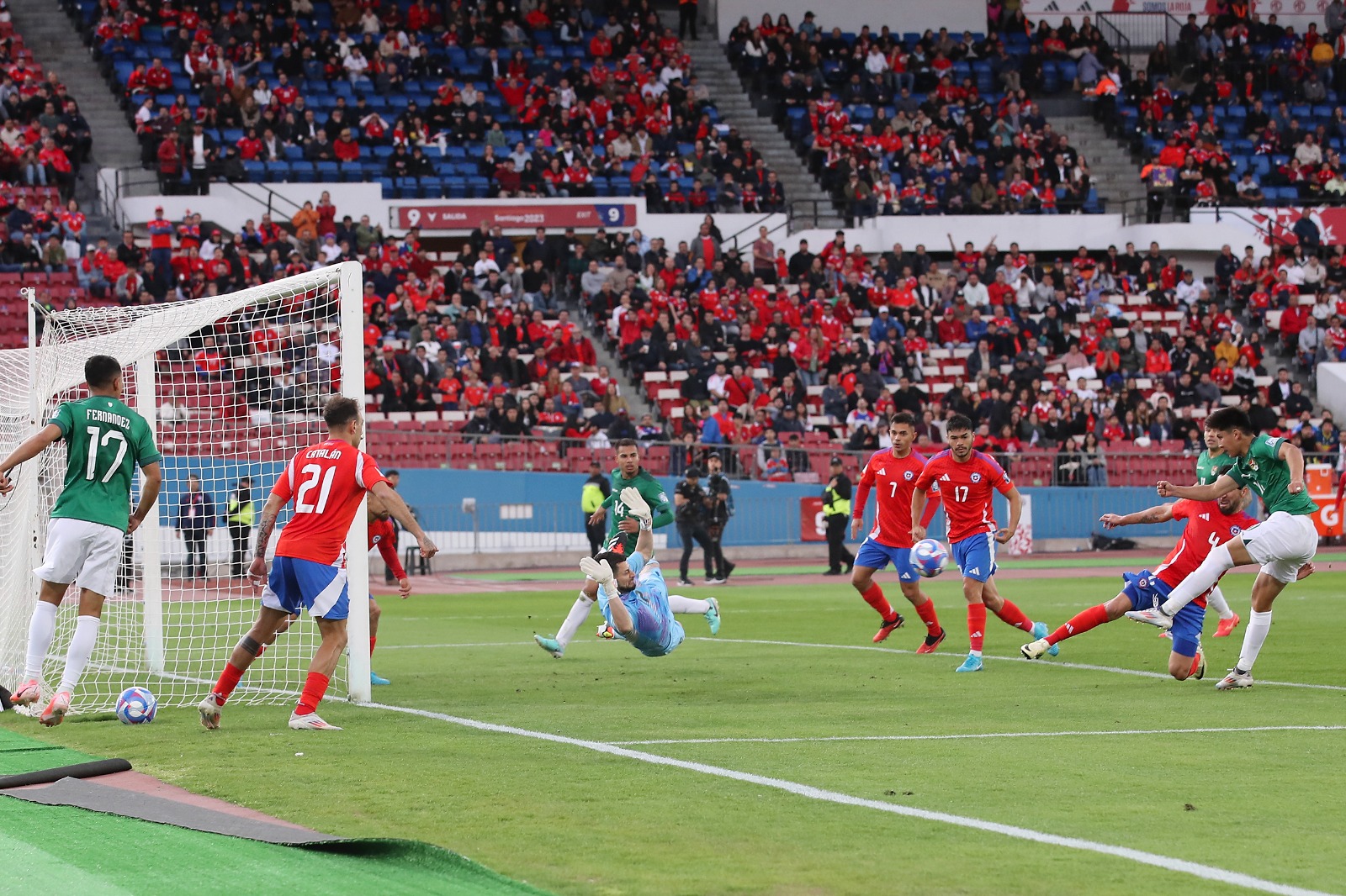 Bolivia consigue un monumental triunfo en Chile