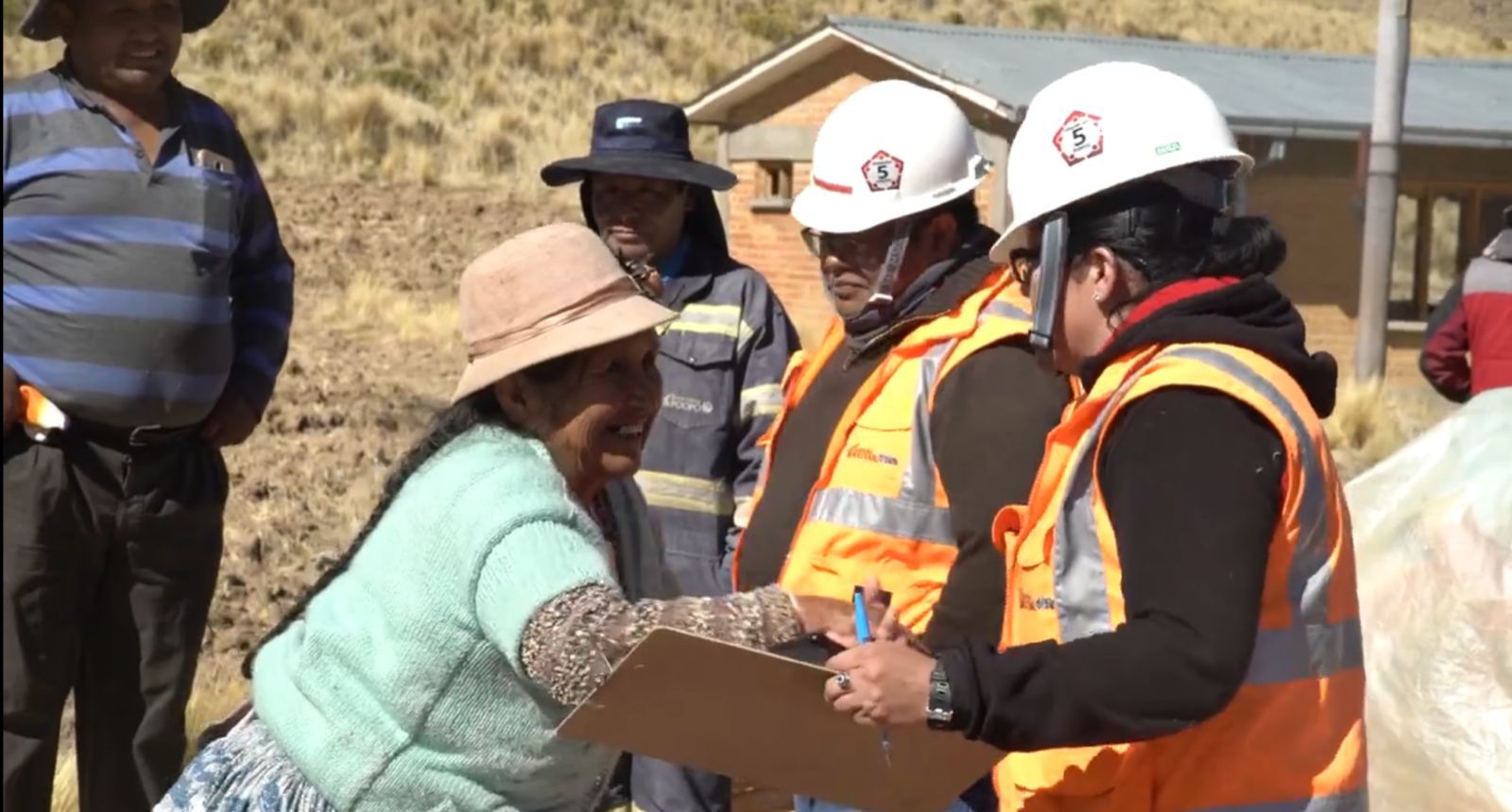 Amas de Casa: Guardianas y pilar de las comunidades mineras en Oruro