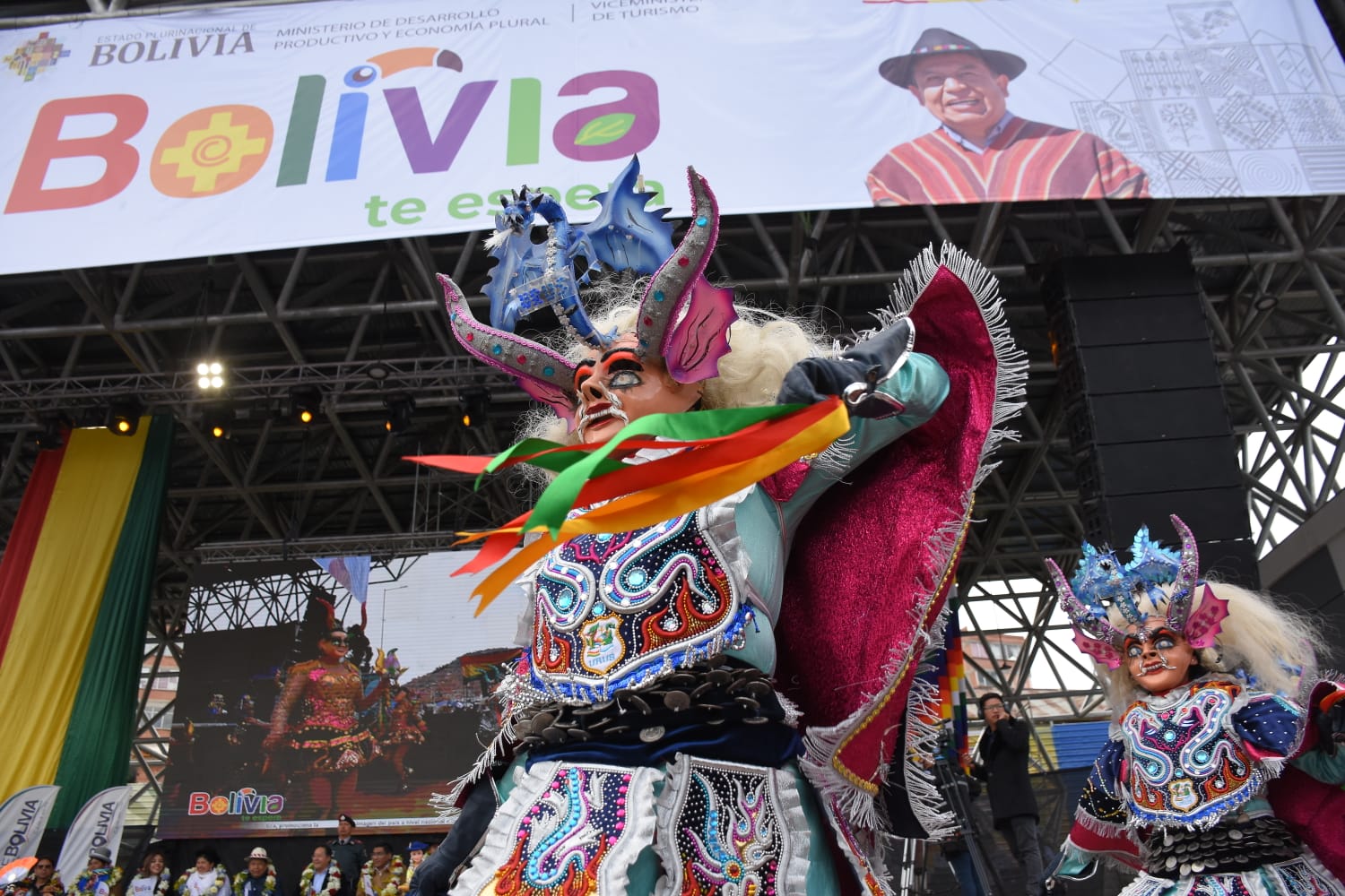 La diablada Urus brilló en el Día Internacional del Turismo