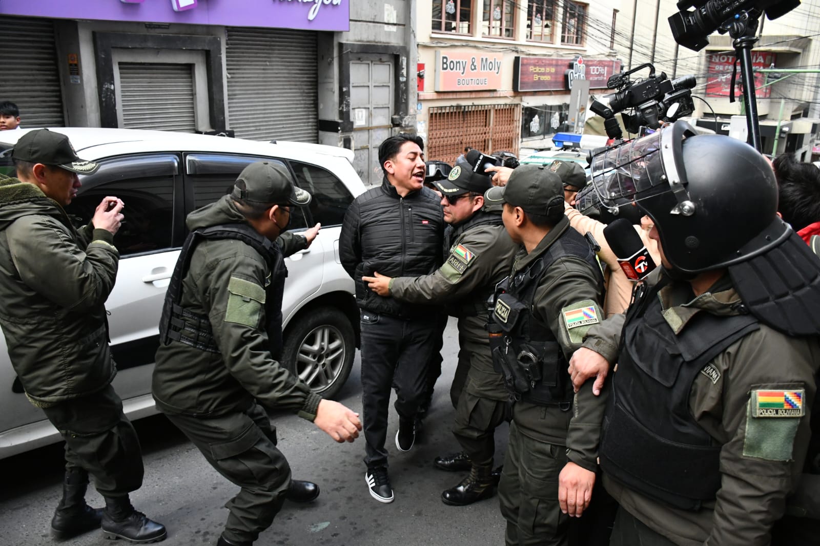 Se reinstala el juicio por el caso "Golpe I" contra Camacho y Pumari