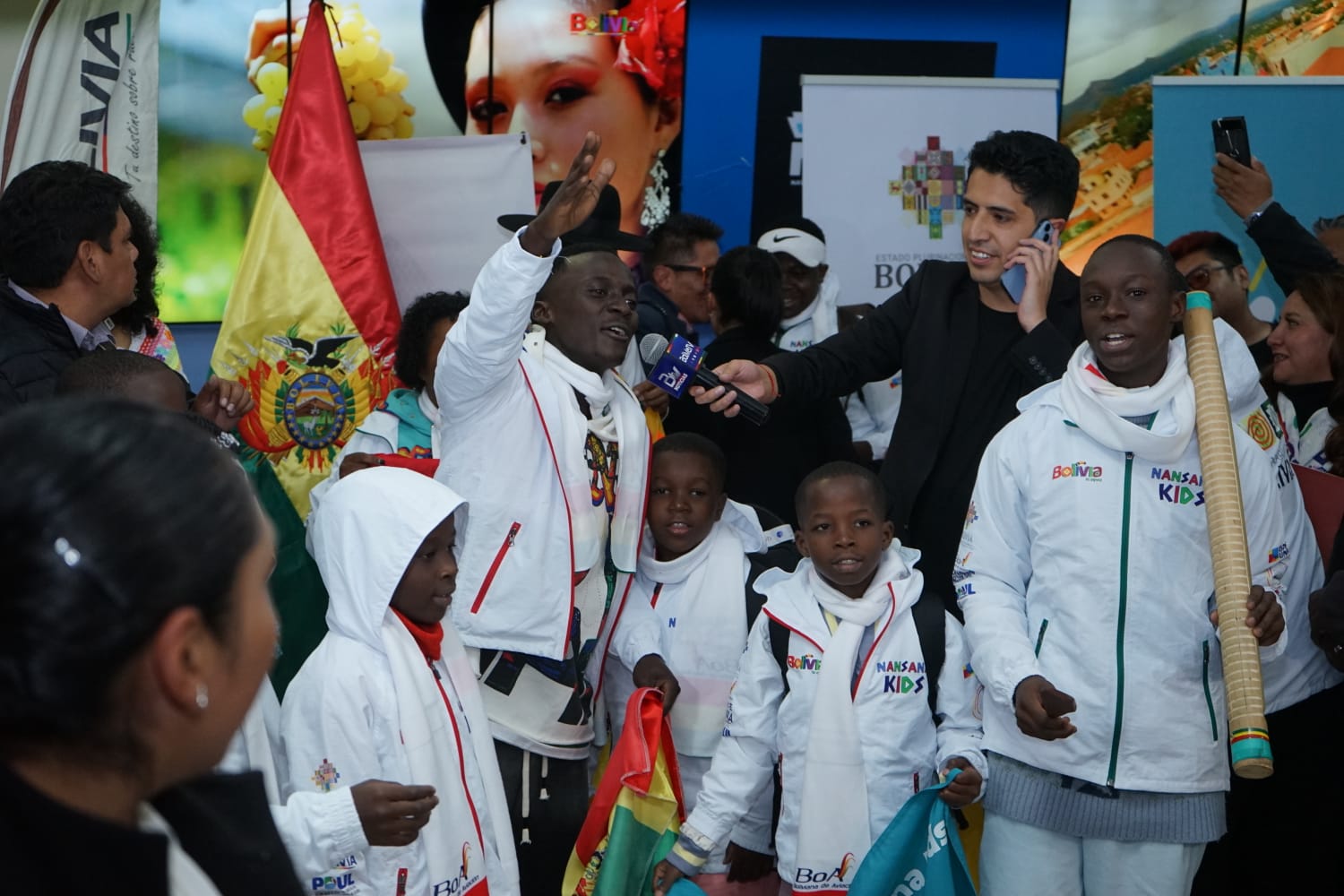 Nansana Kids ya está en Bolivia  para asistir al Carnaval de Oruro y  visitar otros destinos turísticos