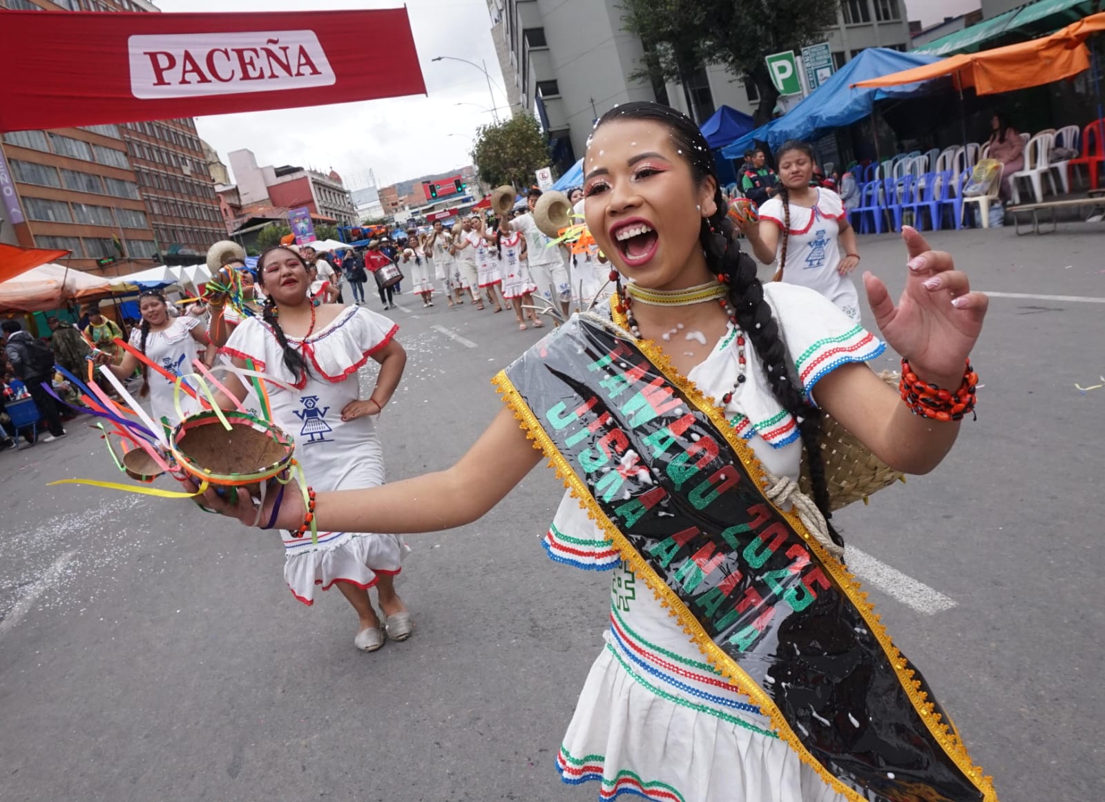 El Jisk'a Anata del Bicentenario llenó de color y tradición el centro paceño 