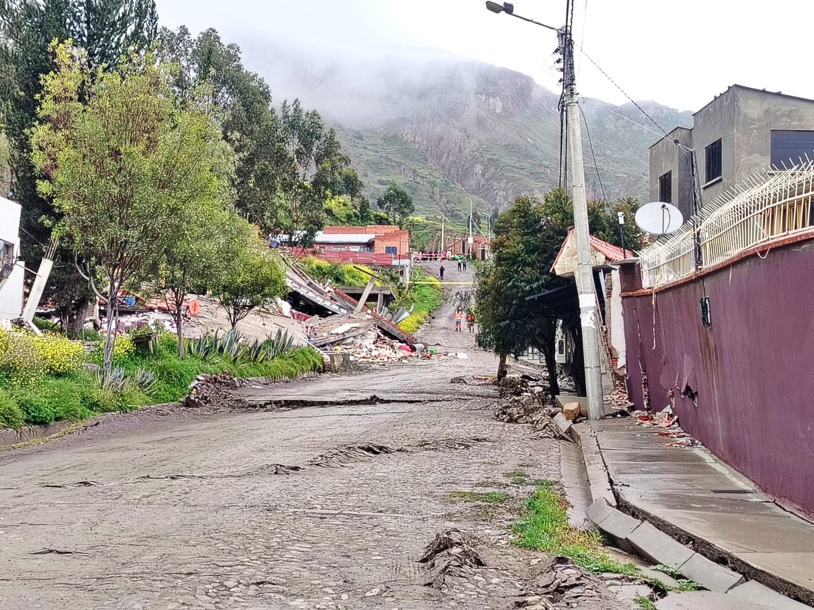 Al menos 40 viviendas están afectadas por movimiento activo de tierra en Codavisa, informa Calvimontes