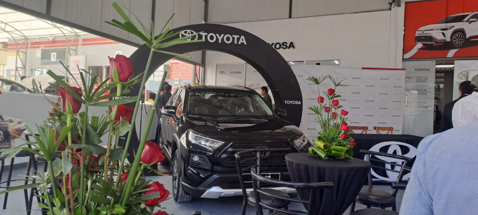 TOYOSA regresa a la zona Sur de La Paz con un nuevo showroom en la Curva de Holguín