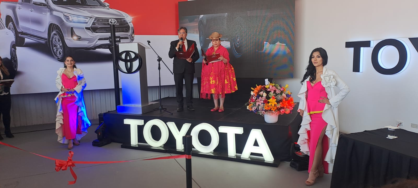  TOYOSA, inaugura un nuevo Showroom y Taller PDS en la ciudad de El Alto