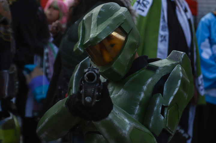 El “Día del Orgullo Friki” se fortalece en Bolivia con un desfile de cientos de fanáticos