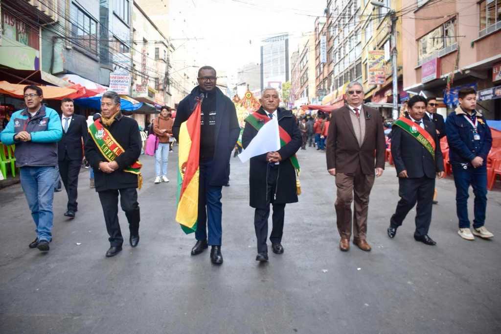 El Gran Poder comienza con un pedido de paz y unidad para Bolivia 