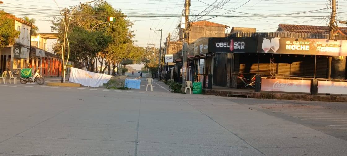 Benianos cumplen un paro cívico de  24 horas; exigen soluciones en salud