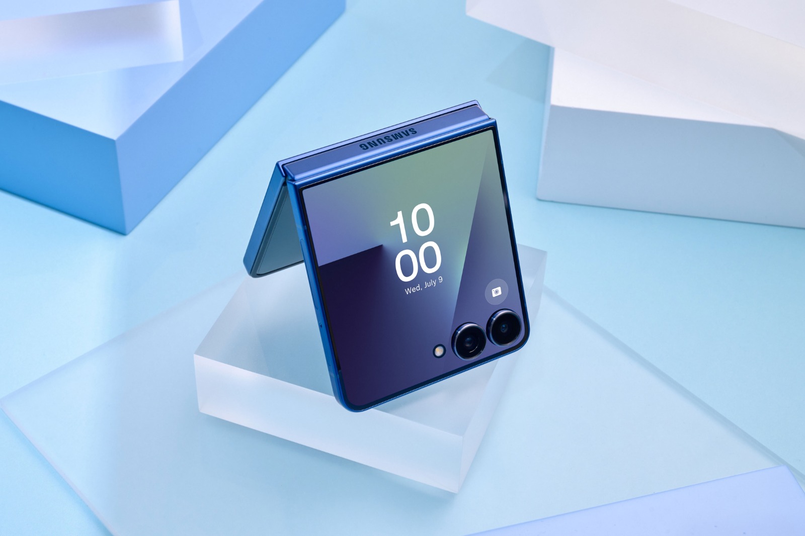 Samsung Galaxy Z Flip7: Potente dispositivo de bolsillo con IA y una nueva pantalla FlexWindow