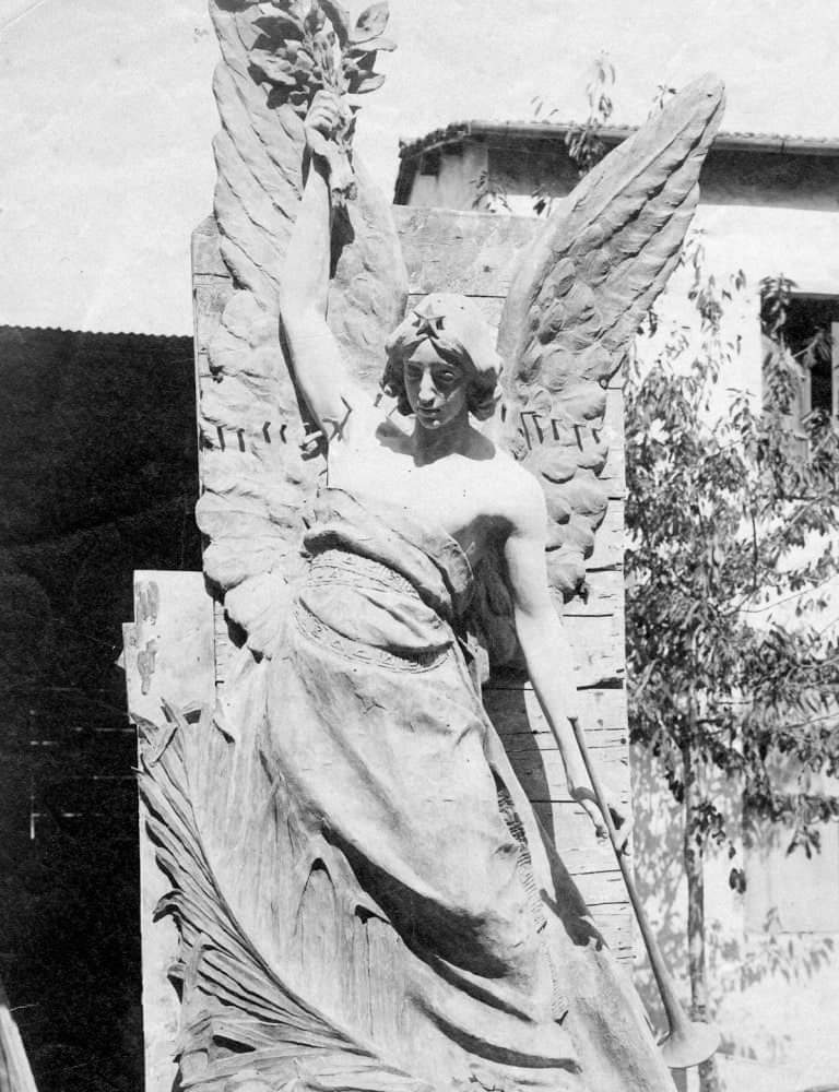 Una colecta y la travesía desde Génova: la historia del monumento de Pedro Domingo Murillo 