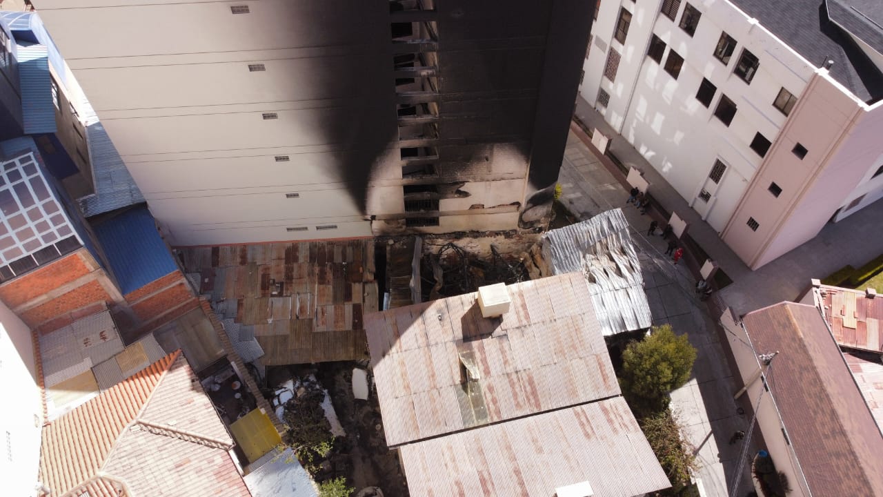 La Policía considera que el incendio en Sopocachi se produjo por un cortocircuito