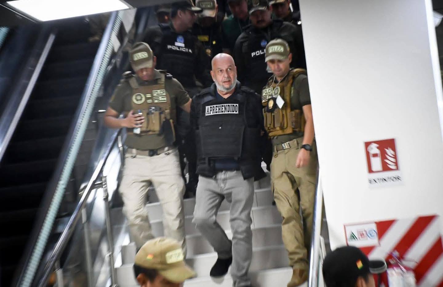 Arturo Murillo será trasladado a La Paz al mediodía