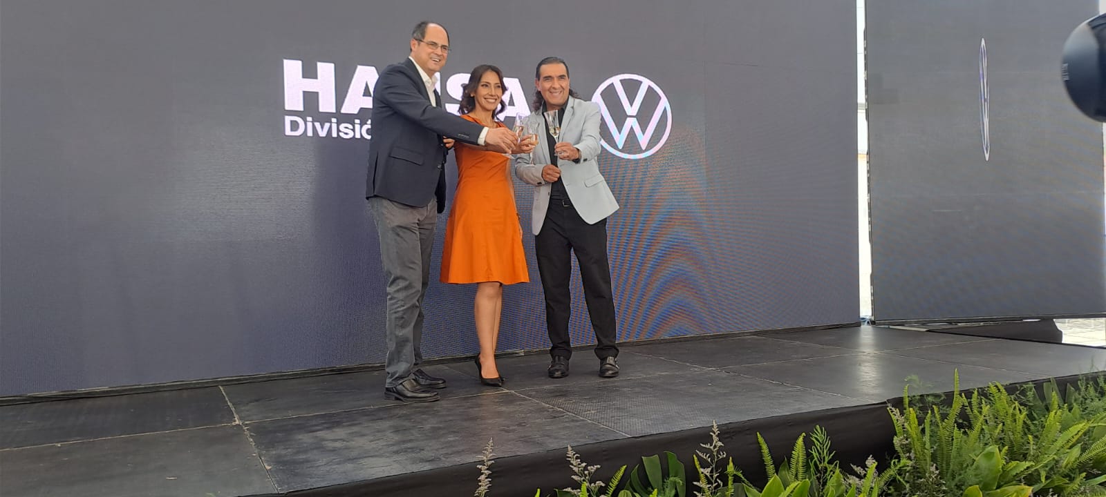 El Volkswagen Tera llega a La Paz para continuar su presentación oficial en Bolivia