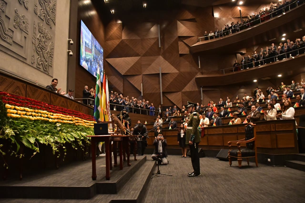 Lara jura como vicepresidente del Estado