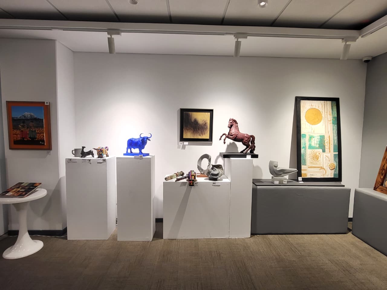 BNB Art acogió la subasta “Arte que Abraza”: una noche donde el arte y la solidaridad unen razones para transformar vidas