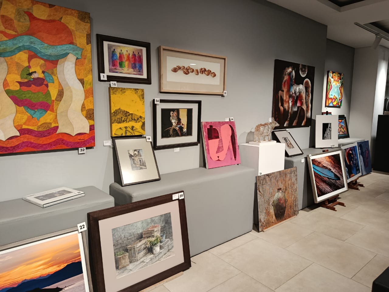 BNB Art acogió la subasta “Arte que Abraza”: una noche donde el arte y la solidaridad unen razones para transformar vidas