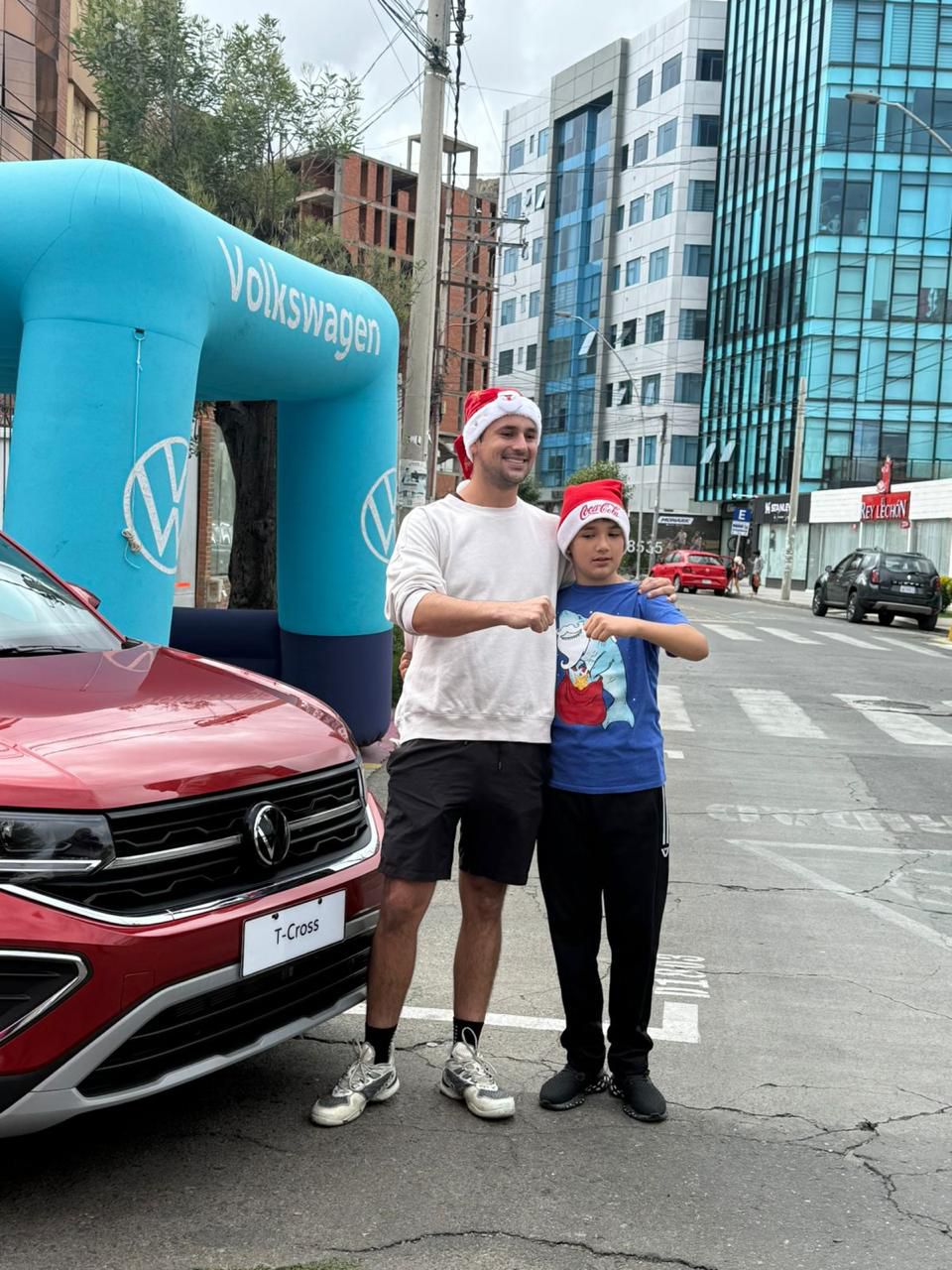 Volkswagen impulsa la Navi Run 2025, la carrera que une deporte, solidaridad y espíritu navideño