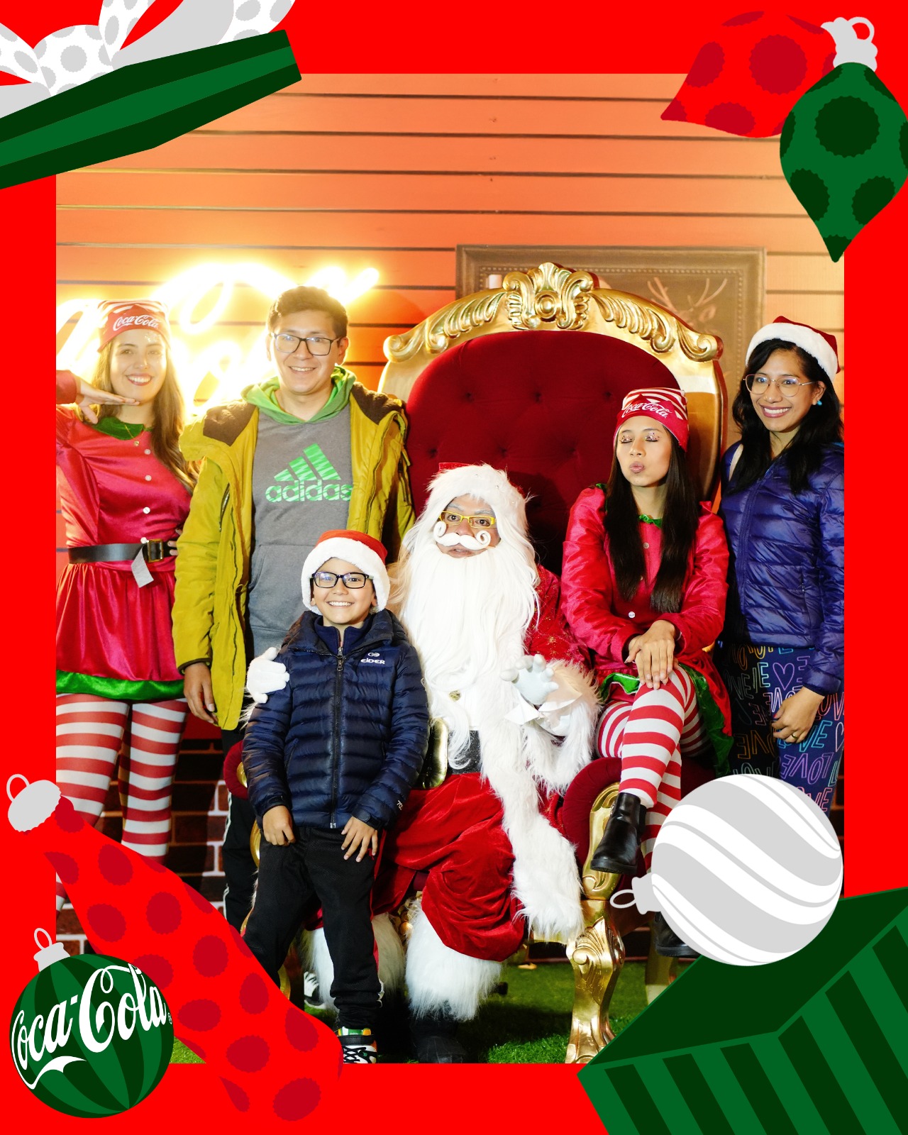 Coca Cola inicia la temporada navideña con la campaña toma una Coca Cola vive el espíritu navideño, llena de momentos inspiradores y experiencias atractivas