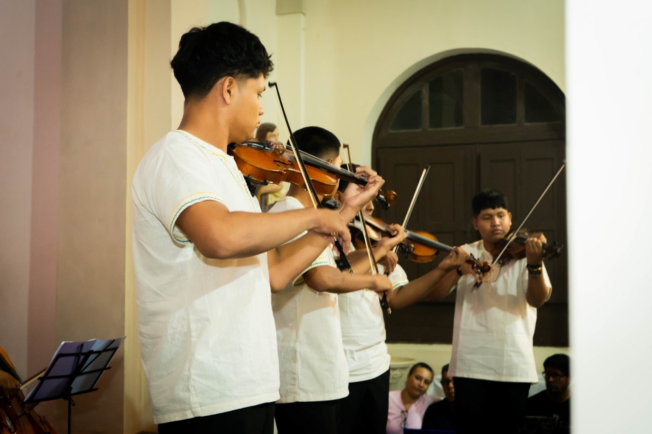 APAC y Embol presentan libro que difunde el legado misional de la Chiquitanía