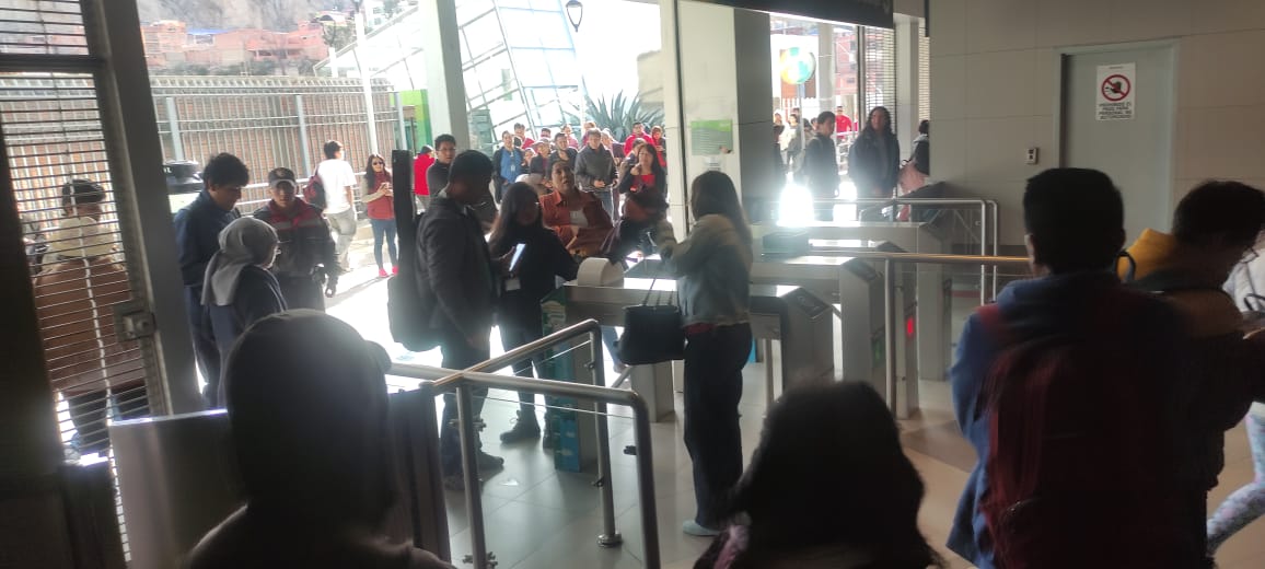 Debido a los bloqueos, el teleférico amplía su horario de atención