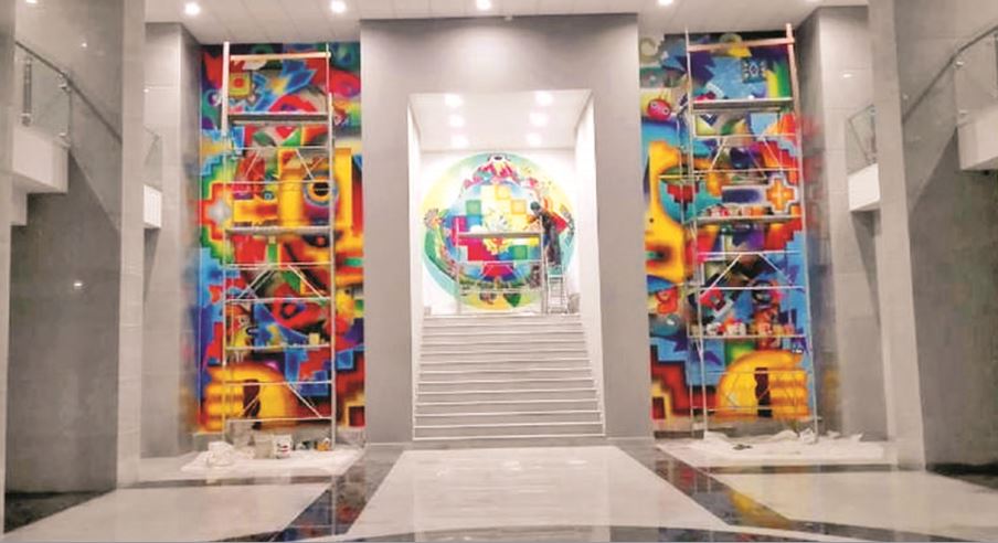 En el nuevo palacio presidencial se gasta más de Bs 1,1 millón en persianas, vajillas, murales y cerámicas
