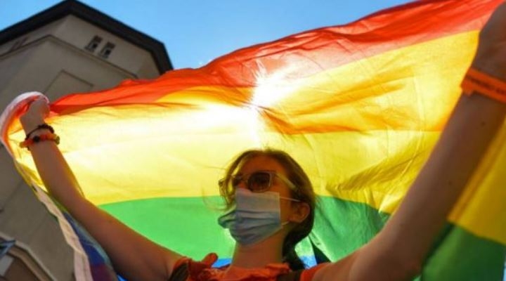 Qué son las “zonas libres de LGBT” de Polonia, la polémica iniciativa que pretende acabar con la "ideología gay" en el país europeo