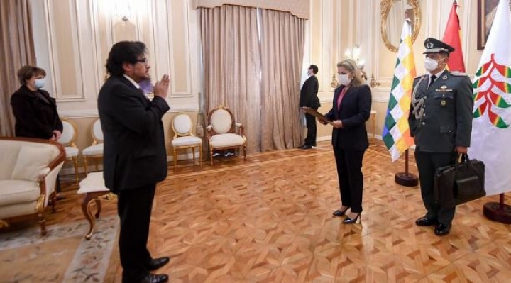 Añez volvió a posesionar a Alberto Javier Morales como Procurador General del Estado