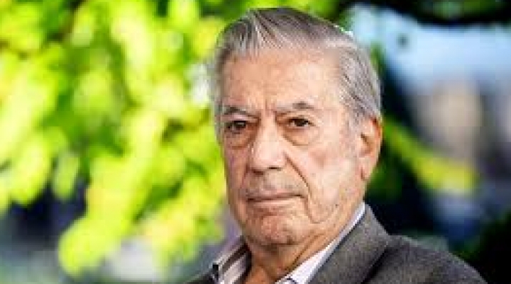 Vargas Llosa insta a la oposición a unirse en torno a Mesa en las elecciones 