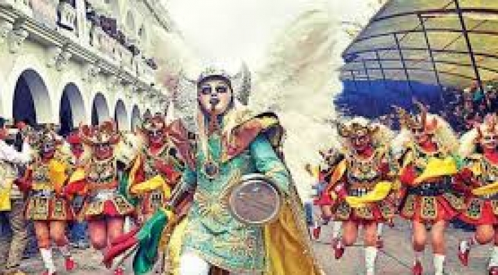 La ACFO suspende el Carnaval de Oruro por contagios de coronavirus