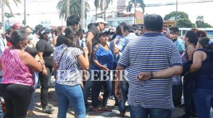 Grupos afines al MAS intentan tomar por la fuerza instituciones públicas en Santa Cruz