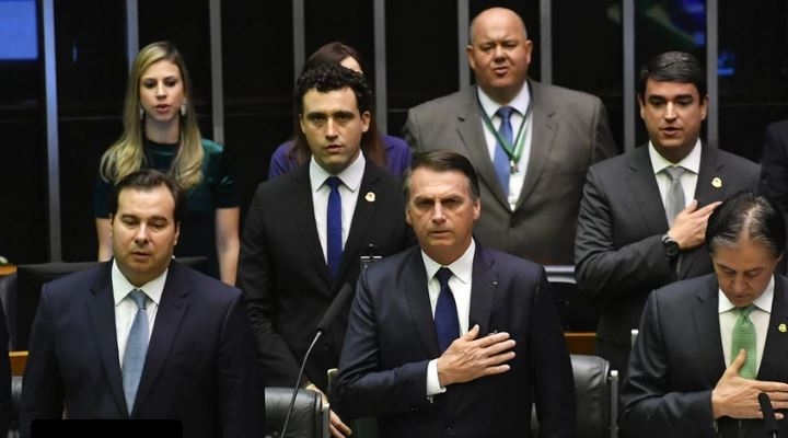 Bolsonaro asume la presidencia de Brasil