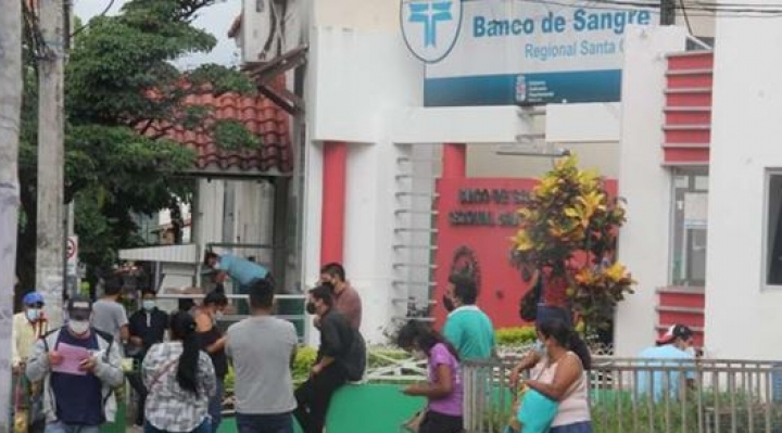 Médicos en Santa Cruz paralizaron sus actividades en demanda de cuarentena rígida